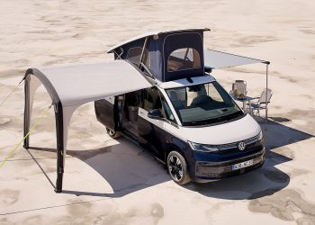 Campervan Volkswagen Califórnia se torna híbrido plug-in