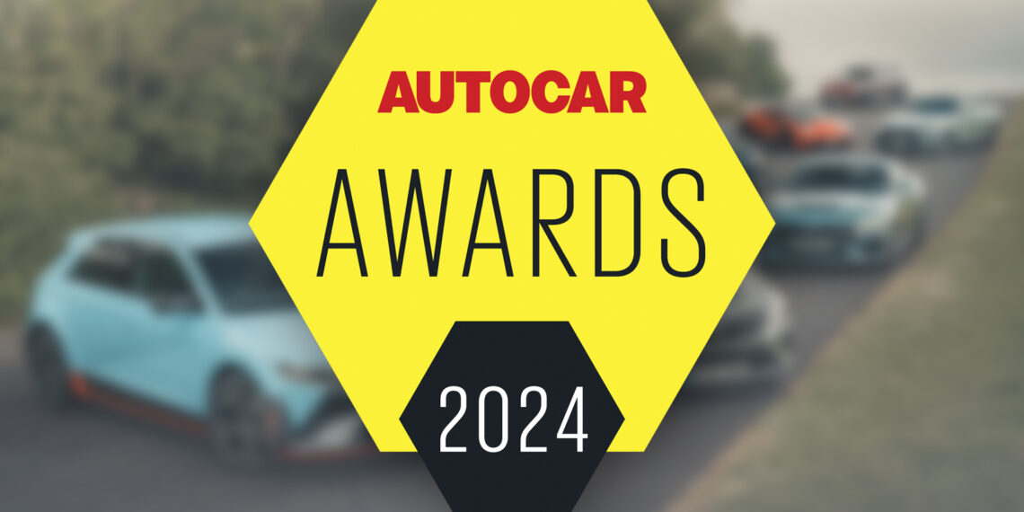 Luca de Meo ganha troféu Issigonis nos Autocar Awards 2024