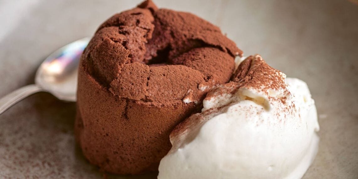 Receita de pudim de chocolate e sorvete de mascarpone de Matt Tebbutt