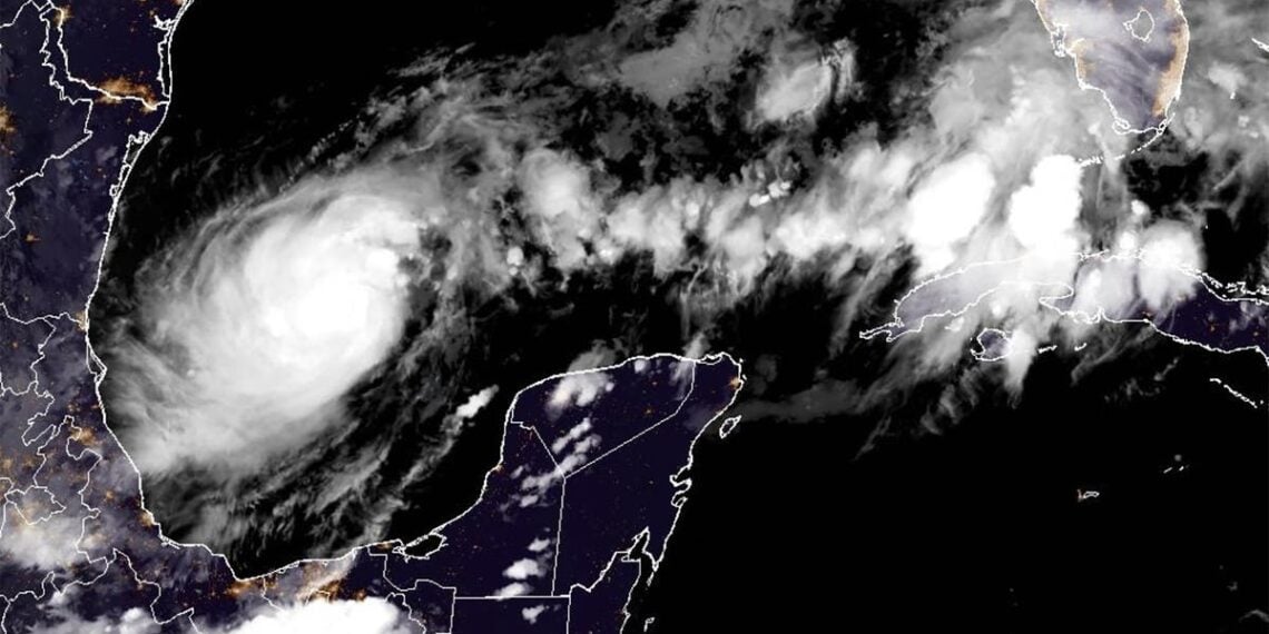 Furacão Milton – ao vivo: Flórida alertou tempestade ‘única na vida’ em meio à limpeza de Helene