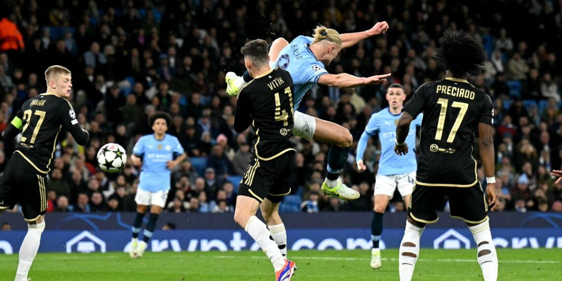 O gol 'estranho' de Erling Haaland surpreende os companheiros de equipe enquanto o Man City quebra o recorde do United na Liga dos Campeões