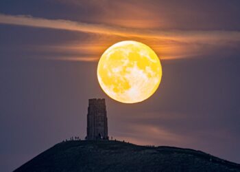 Última chance de ver a superlua até novembro de 2025