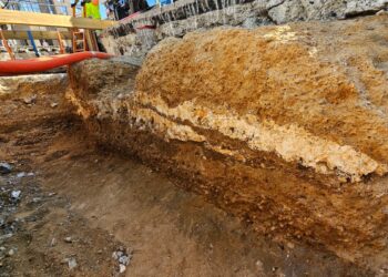 Arqueólogos fazem descobertas na rota de uma das mais longas estradas romanas da Grã-Bretanha com descoberta ‘notável’