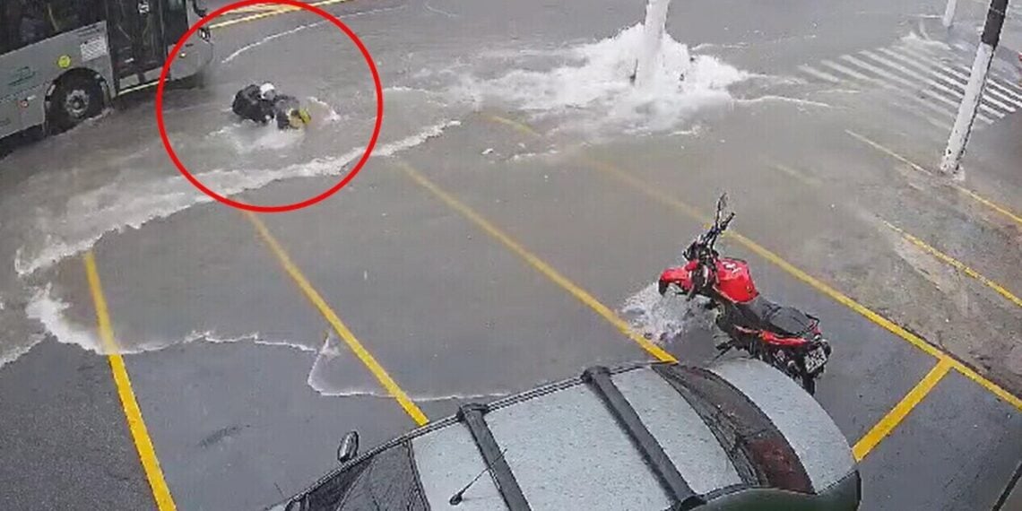 Chuva deixa toda a cidade de SP em estado de atenção para alagamentos neste sábado - G1