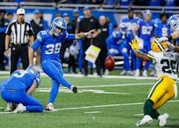 Detroit Lions ultrapassa o Green Bay Packers e chega aos play-offs com vitória por 34-31