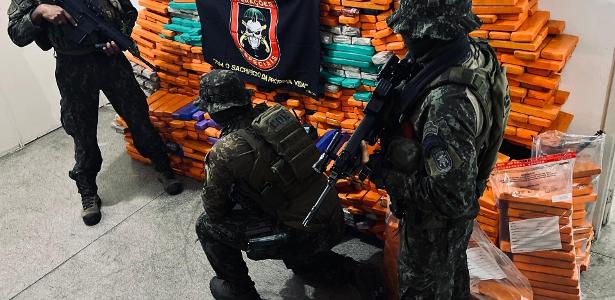 Policiais Civis descobriram esconderijo de drogas em Jarinu (SP); 1,3 tonelada de maconha foi apreendida