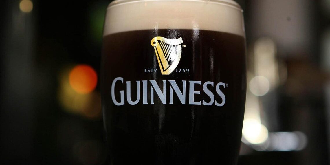 Fábrica de New Guinness para facilitar os problemas de fornecimento em meio à demanda sem precedentes